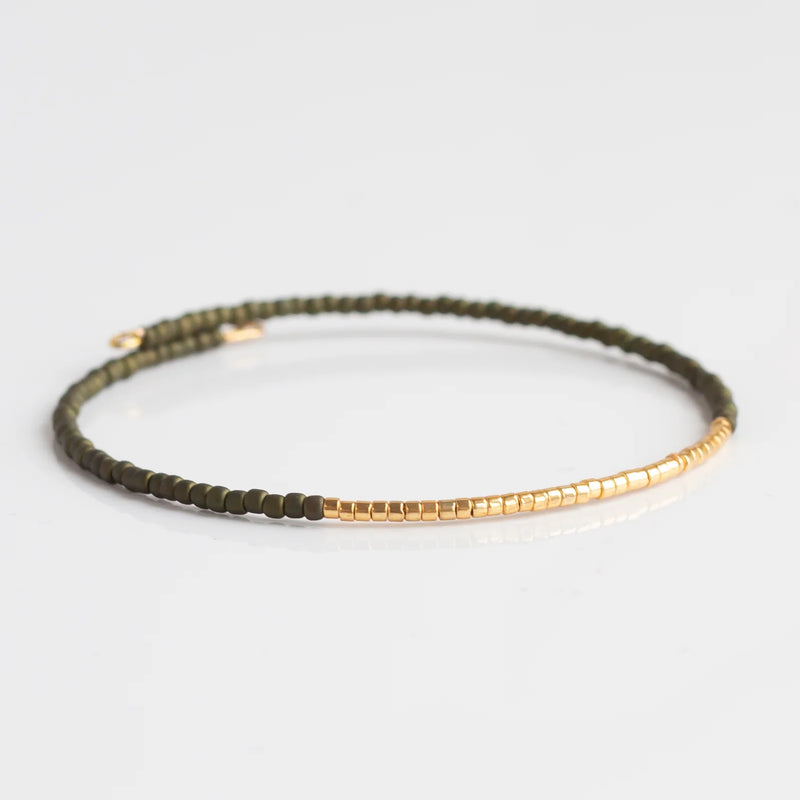 NORAH OLIVE GREEN GOLD BANGLE