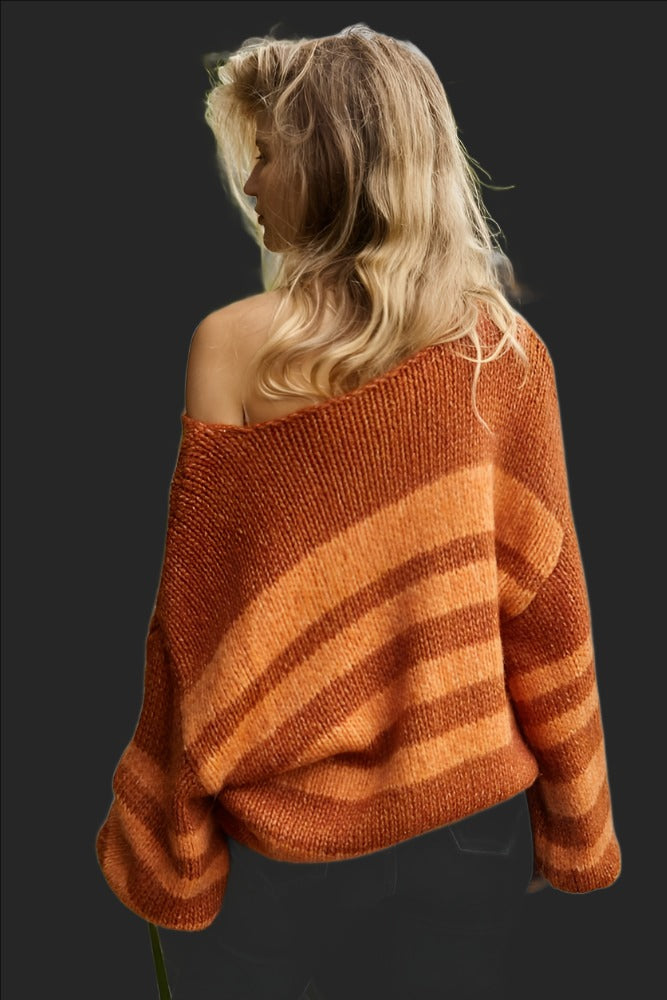 AUTUMN TONAL SWEATER