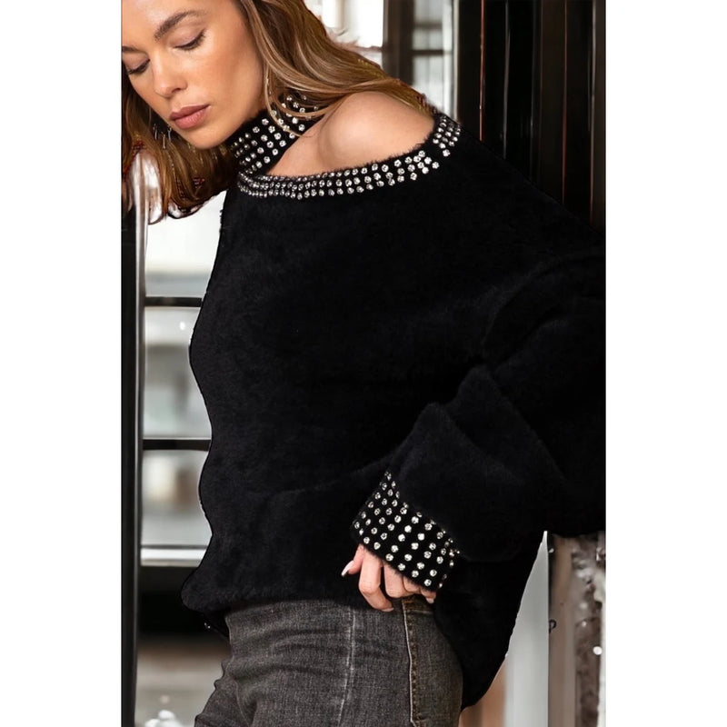 BLACK CRYSTAL COLLAR SWEATER