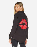 CYNTHIA BANDANA LIP BUTTON UP